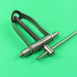 Piston pen extract tool